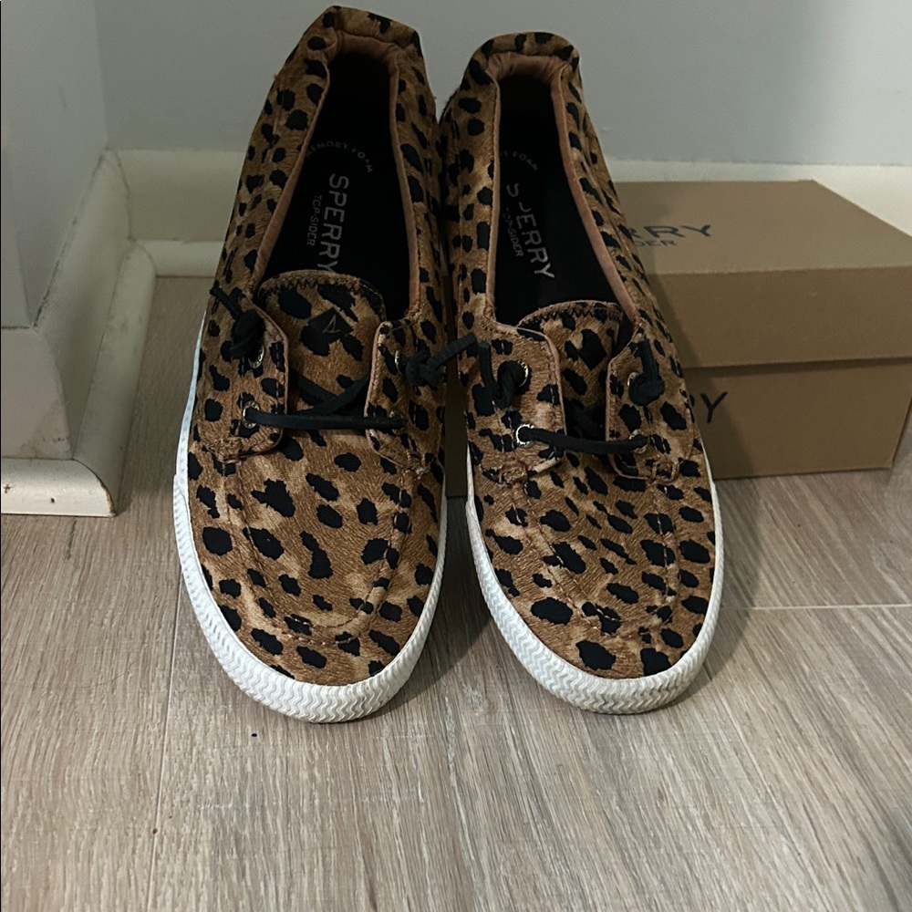 Sperry Leopard Print Flats